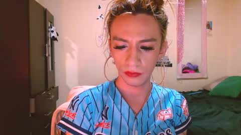 dayanna_01_ online show from July 23, 2026, 9:13 pm
