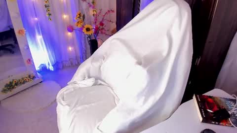 Daylin online show from July 15, 2026, 1:49 pm