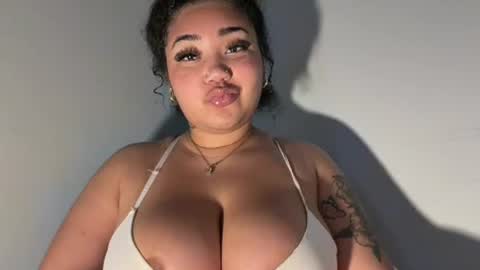 dayqueen1 online show from August 6, 2026, 11:56 am