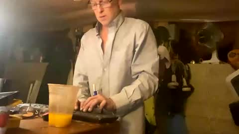 Snapshot of decarabas22 chatting on August 2, 2026, 10:25 am decarabas22 online show from August 2, 2026, 10:25 am