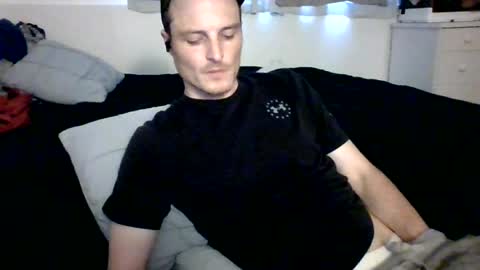 Dee4dayz online show from June 24, 2026, 4:06 pm