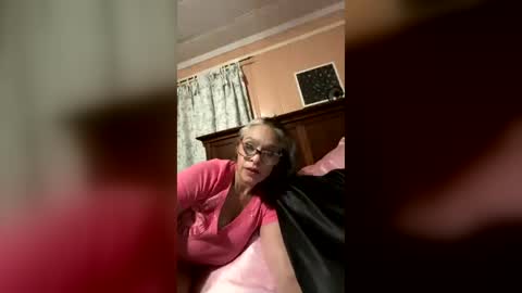 Tori online show from July 30, 2026, 3:38 am