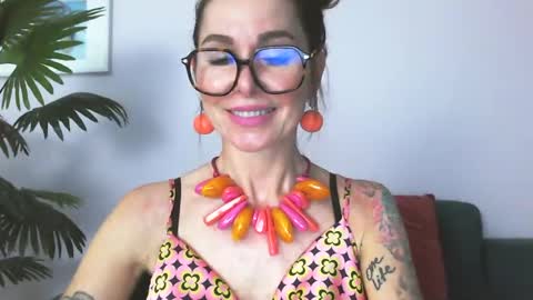 delilah_sweet online show from June 24, 2026, 3:55 pm