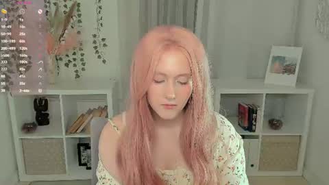 Snapshot of delilahtaylor chatting on August 1, 2026, 9:35 pm Delilah or Laila online show from August 1, 2026, 9:35 pm