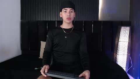 Snapshot of demon_ares chatting on July 10, 2026, 8:22 pm Ares online show from July 10, 2026, 8:22 pm