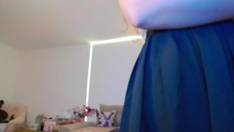 AlexaMills online show from July 22, 2026, 5:49 pm