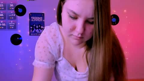 dina_bloom online show from April 28, 2026, 9:03 am