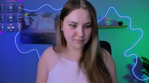 dina_bloom online show from May 23, 2026, 7:18 pm
