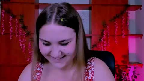dina_bloom online show from June 13, 2026, 7:23 pm