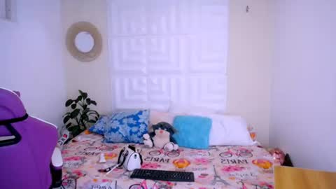DINA online show from July 25, 2026, 5:54 pm