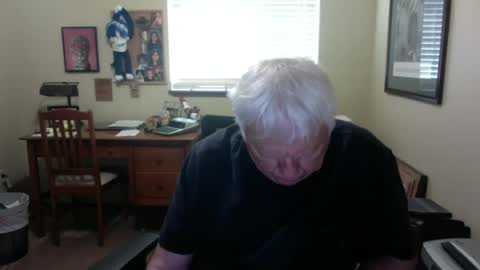 dirtrider195080438 online show from July 23, 2026, 5:11 pm
