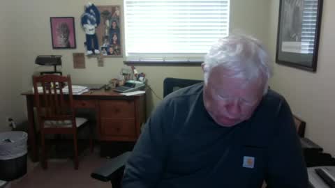 dirtrider195080438 online show from July 27, 2026, 8:49 pm