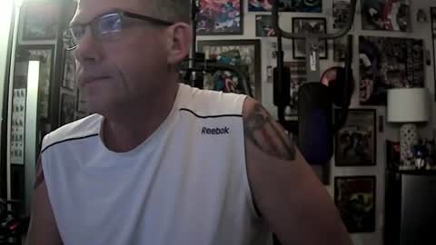 dix_handley_50 online show from July 15, 2026, 7:52 pm