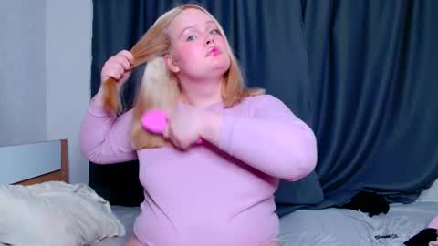 Miss Rose online show from July 5, 2026, 6:59 pm