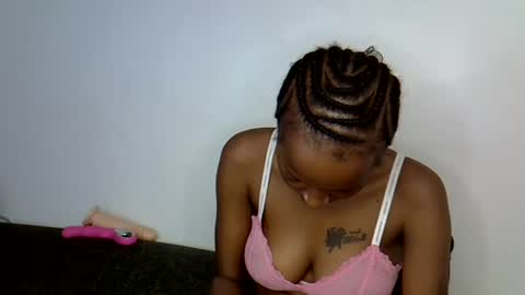 dolsexy online show from July 18, 2026, 4:16 am