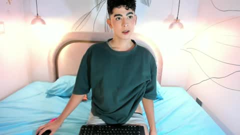 DOMINIC  online show from July 22, 2026, 8:33 pm