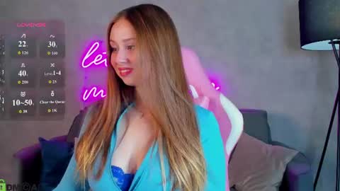 Vanessa online show from July 13, 2026, 9:23 am