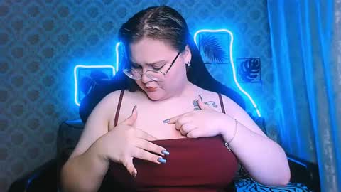 dreamforyoue2 online show from July 25, 2026, 7:55 pm