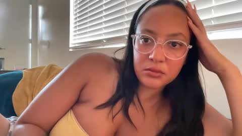 Snapshot of dreamyriri chatting on July 28, 2026, 4:16 pm RIRI OR DREAMY online show from July 28, 2026, 4:16 pm