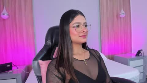 D U L C E online show from July 21, 2026, 7:49 pm