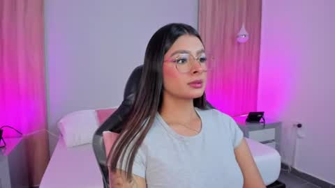 D U L C E online show from July 22, 2026, 9:06 pm