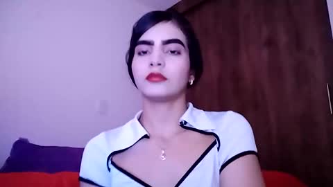 Snapshot of dulce_lucero chatting on January 4, 2025, 9:41 pm dulce_lucero online show from January 4, 2025, 9:41 pm