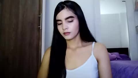 Snapshot of dulce_lucero chatting on March 9, 2025, 2:32 pm dulce_lucero online show from March 9, 2025, 2:32 pm