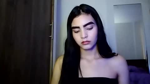 Snapshot of dulce_lucero chatting on September 13, 2025, 8:08 pm dulce_lucero online show from September 13, 2025, 8:08 pm