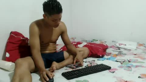 dulcefuegoxxx online show from June 24, 2026, 11:48 pm
