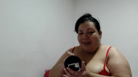 dulcefuegoxxx online show from July 28, 2026, 9:36 pm