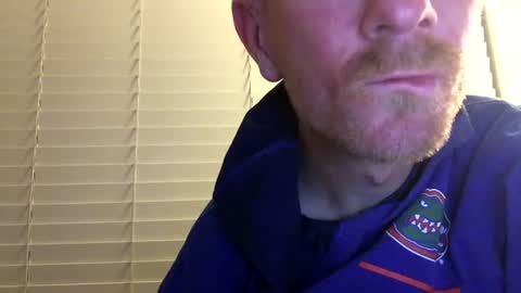 Dustinthesweettalker online show from June 26, 2026, 4:39 am
