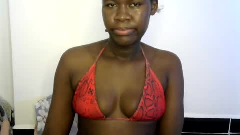 ebony_lynne online show from July 15, 2026, 3:06 pm