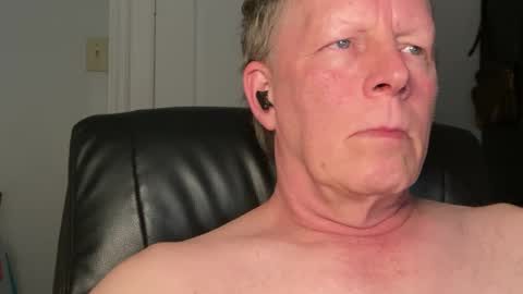 Eddy online show from May 2, 2026, 2:49 am