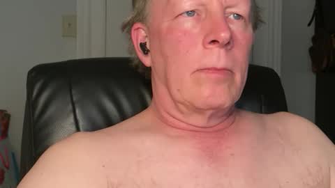 Eddy online show from May 4, 2026, 2:07 am
