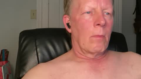Eddy online show from May 11, 2026, 1:55 am