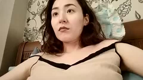 Effy online show from July 3, 2026, 2:23 pm