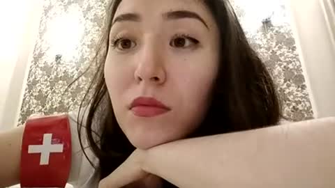 Effy online show from July 28, 2026, 6:42 pm