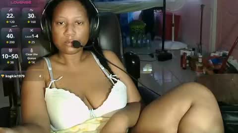 Eirondra Valeen online show from June 28, 2026, 3:45 am