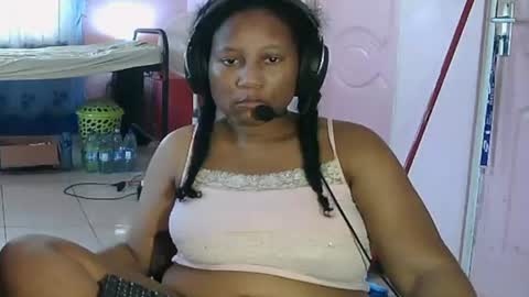 Eirondra Valeen online show from July 26, 2026, 1:40 pm