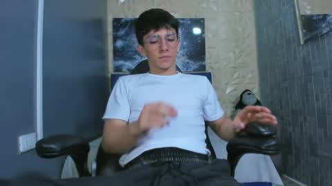 Elan Giralon online show from June 16, 2026, 11:18 pm