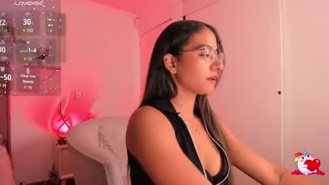 Snapshot of elegant_rouse chatting on July 18, 2026, 12:04 am Rouse online show from July 18, 2026, 12:04 am