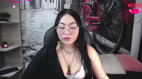 Snapshot of elinaax chatting on February 7, 2026, 2:15 am Elina online show from February 7, 2026, 2:15 am