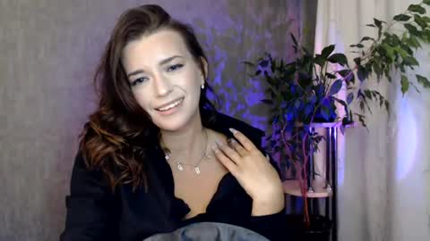 Elina online show from August 7, 2026, 10:01 pm