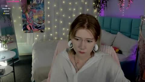 Elira Vane online show from July 5, 2026, 3:02 am