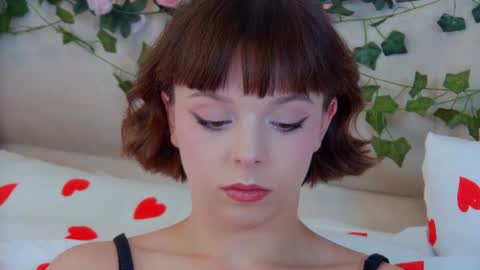 ElisabethDavis online show from July 2, 2026, 3:51 pm