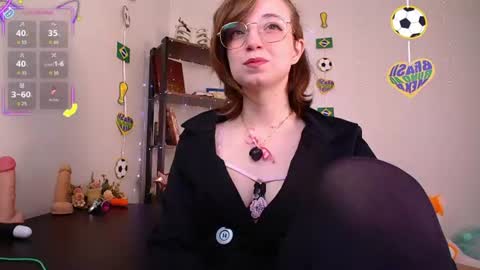 elise_nyx online show from June 18, 2026, 1:48 pm