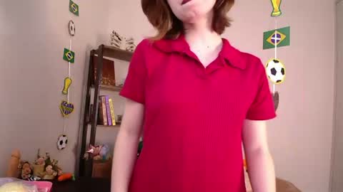 elise_nyx online show from June 25, 2026, 1:59 pm