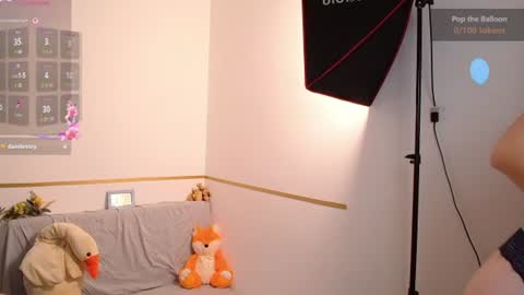 elise_nyx online show from July 23, 2026, 8:18 pm