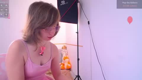 elise_nyx online show from July 29, 2026, 12:14 pm