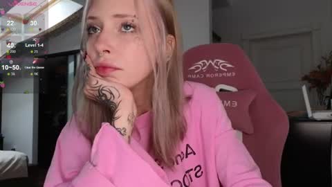 Elizabeth online show from July 21, 2026, 1:46 pm